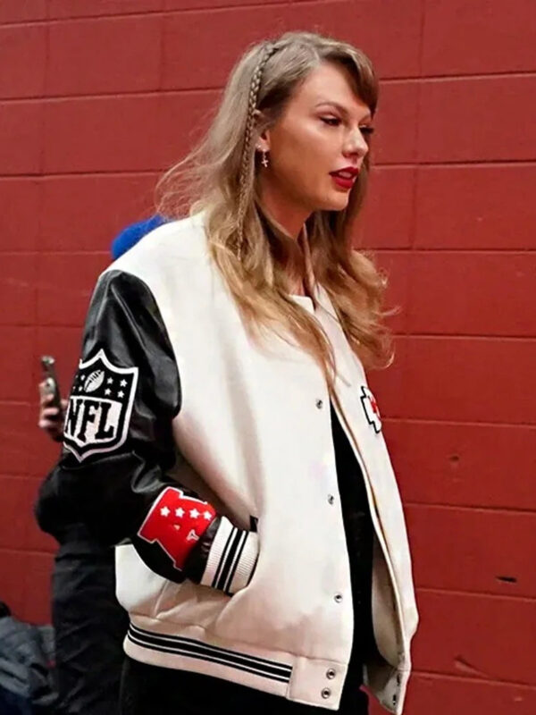 Taylor_Swift_Letterman_Jacket