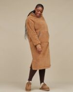 UGG-Hoodie-Brown-Blanket