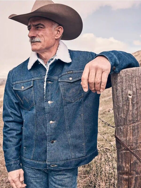 Wrangler-Sherpa-Lined-Denim-Jacket