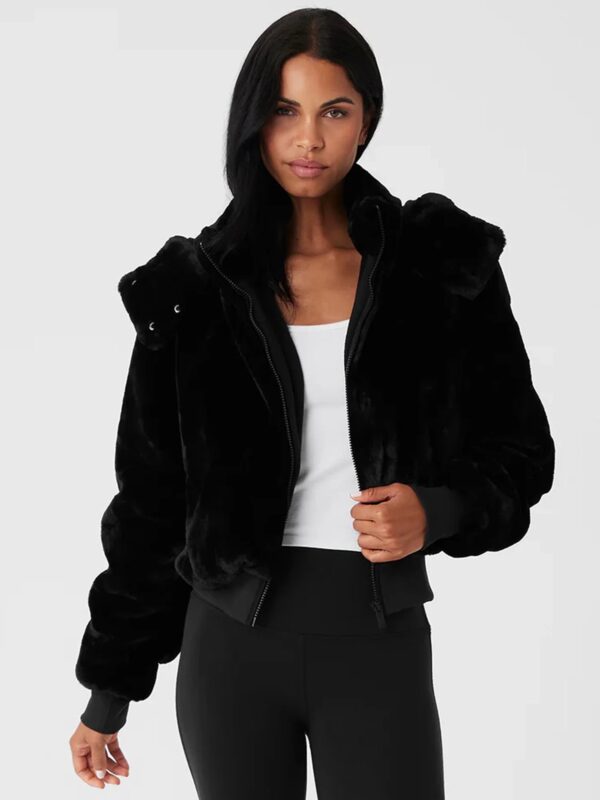 alo-yoga-faux-fur-foxy-jacket-black