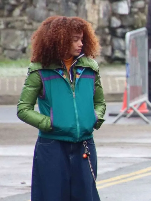 Whitney Peak 4 Kids Walk Into a Bank Vest