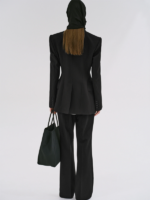 Source-Unknown-Hourglass-Blazer-Look